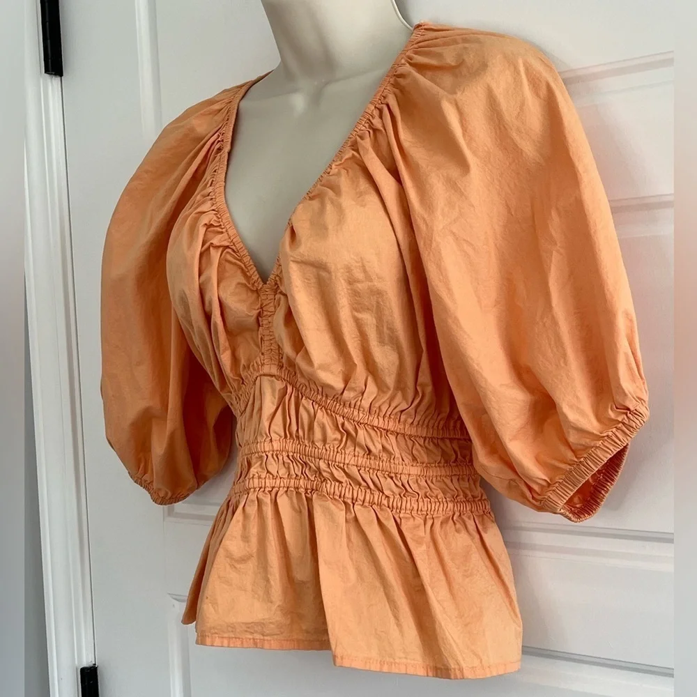 Old Navy Smocked V Neck Peplum Top Puff Sleeves Cotton Size Medium Milkmaid
